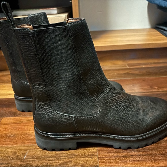 Reformation Katerina Lug Sole Chelsea Boots - Picture 4 of 8